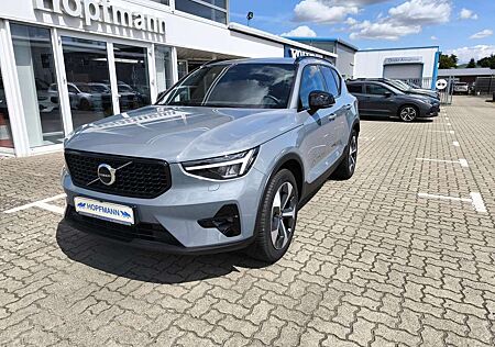 Volvo XC 40 XC40 B3 (Benzin) Plus Dark/AHK/ACC