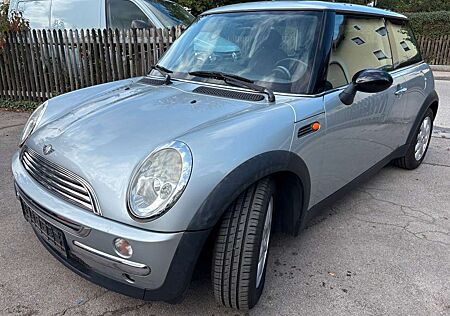 Mini Cooper 1,6 Benzin *Klima*TÜV 09/2027*Panoramdach