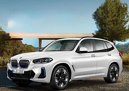 BMW iX3 Impressive-VOLL,AHK,HUD,HarmanKardon,LaserLight