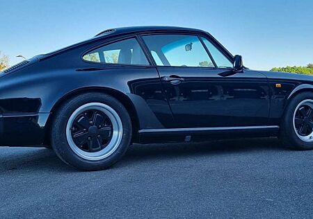 Porsche 911 Carerra C00 uni Schwarz Scheckh. Rostfr 3,2L 231PS