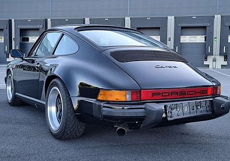 Porsche 911 Carerra C00 uni Schwarz Scheckh. Rostfr 3,2L 231PS