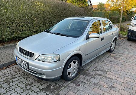 Opel Astra 1.6 Elegance TÜV-Neu