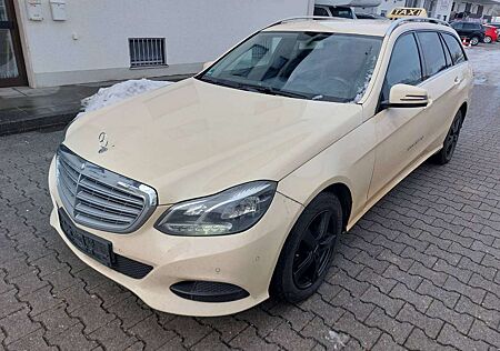 Mercedes-Benz E 220 CDI BlueTec Automatik"Leder"