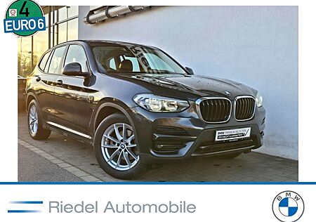 BMW X3 xDrive20i ADVANTAGE Navi AHK Head-Up PDC SHZ