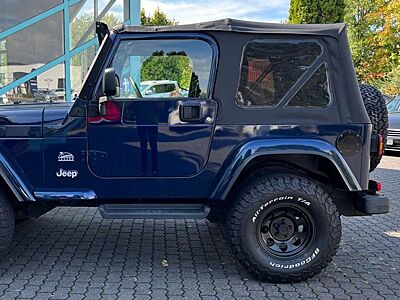 Jeep Wrangler 4.0 Sahara Deutsch sehr guter Zustand