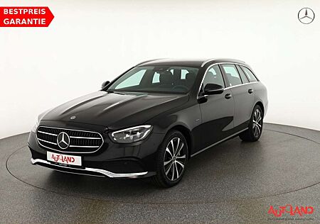 Mercedes-Benz E 300 E300 de T-Modell Avantgarde LED Navi Leder DAB