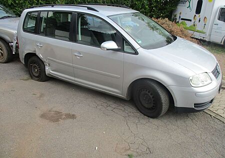 VW Touran Volkswagen Trendline
