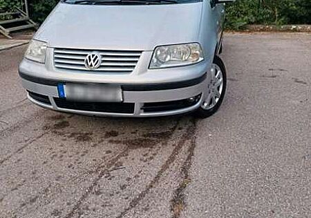 VW Sharan Volkswagen 1.9 TDI