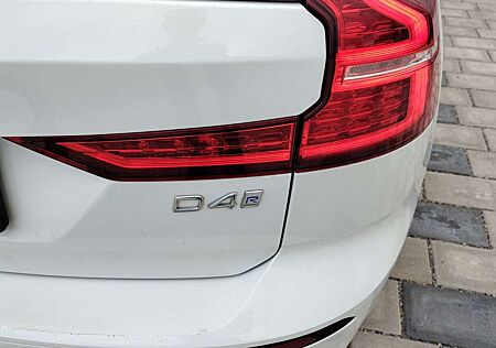 Volvo V60 D4 Geartronic R-Design