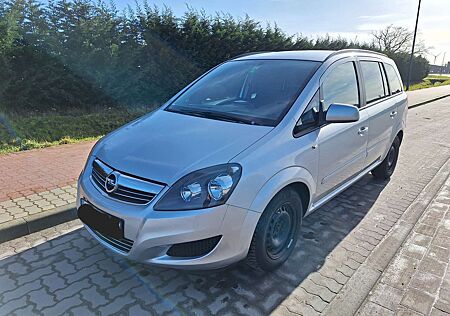 Opel Zafira 1.8 Family