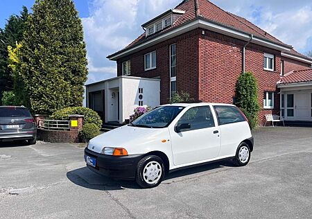 Fiat Punto 1.Hand/Schiebedach/org.63.000 km