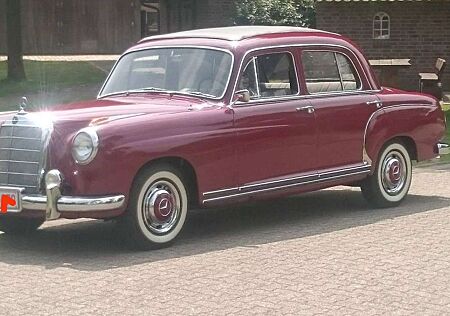 Mercedes-Benz 220
