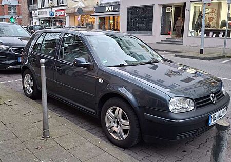 VW Golf Volkswagen 2.0 Automatik Avenue Klima