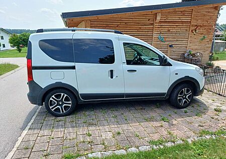 Dacia Dokker TCe 115 Stepway Celebration
