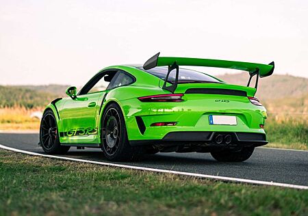 Porsche 991 911 GT 3 RS. Approved 08/25. Lift 90 L NEUE Brem