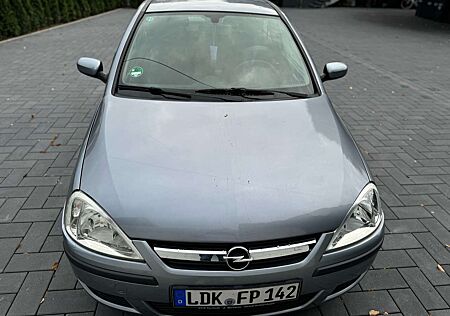 Opel Corsa 1.2 16V Cosmo