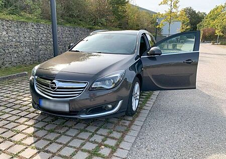 Opel Insignia 2.0 Bi Turbo CDTI 4x4 Country Tourer Aut.