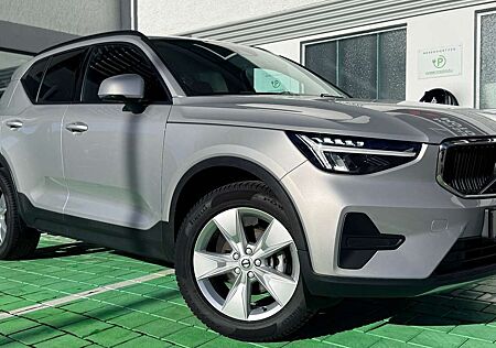 Volvo XC 40 XC40 Momentum Core 2WD 18" LM Audio- Freisprech uvm