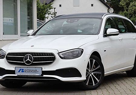 Mercedes-Benz E 300 de T DISTR+PANO+KAMERA+BURMESTER+WIDESCREN