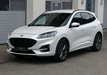 Ford Kuga Plug-In Hybrid ST-Line X*AHK*8-fach bereift