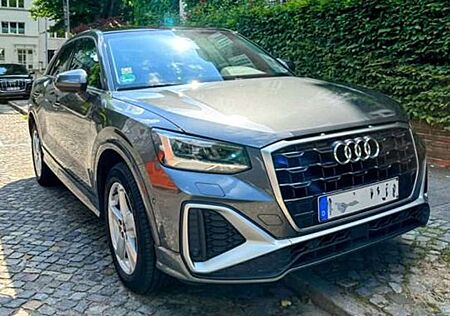 Audi Q2 +35+TFSI+S+tronic+S+line