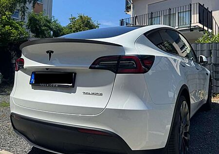 Tesla Model Y Performance 534PS | 2750 KM | Garantie | 1.Hand