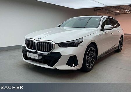BMW 520 d A Tou M-Sport LCProf,PAProf,ACC,HUD,AHK