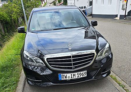 Mercedes-Benz E 220 BlueTEC 4Matic 7G-TRONIC Elegance