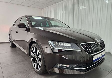 Skoda Superb STYLE 2.0 220PS ACC SHZ NAV CarPlay 1.Hd.