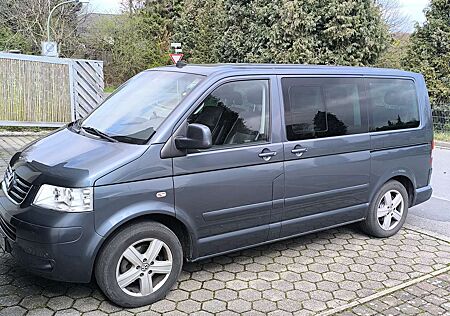 VW T5 California Volkswagen Multivan Highline 2,5l alles neu