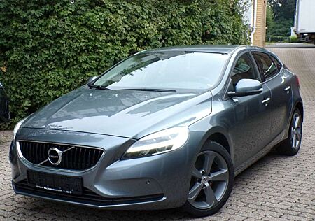 Volvo V40 Business/Klimaautomatik/Kamera/Teilleder/LED