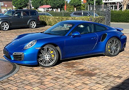 Porsche 991 Turbo S Approved neu / Service neu