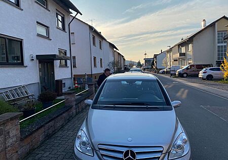 Mercedes-Benz B 180 CDI DPF Autotronic