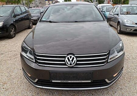 VW Passat Variant Volkswagen 1.4 TSI BlueMotion *NAVI;TEMPO;AHK;DACHRELING*