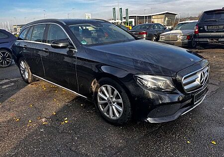 Mercedes-Benz E 220 d (213.204)