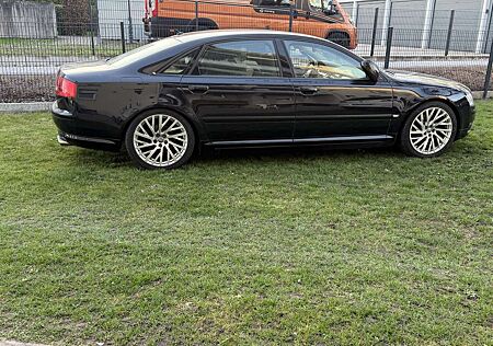 Audi A8 4.2 TDI DPF quattro Langversion