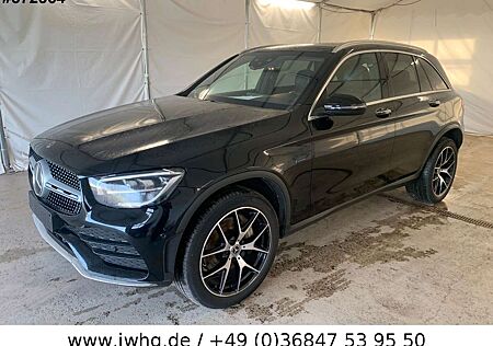 Mercedes-Benz GLC 300 de 4M 2x AMG LED 20" Pano Kam FahrAss+