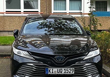 Toyota Camry 2.0 Hybrid benzin Taxi