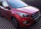 Ford Kuga 1.5 EcoBoost 2x4 ST-Line