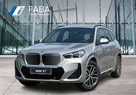BMW iX1 eDrive20 M Sportpaket DAB LED Pano.Dach RFK