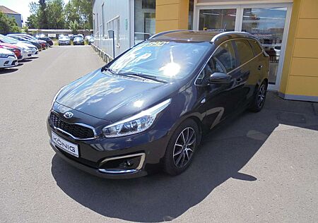 Kia Cee'd Ceed / 1.4 CVVT Dream Team S
