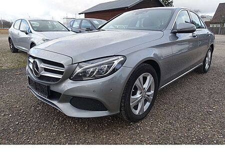 Mercedes-Benz C 250 Lim. 4Matic BlueTEC / d Distr. LED Burmester