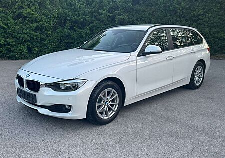 BMW 318 d Touring Baureihe 3er Sport-Line Automatik