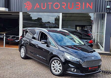 Ford S-Max Titanium LEDER/AHK/KAMERA/AUTOM/LED/TOT