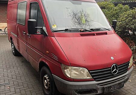 Mercedes-Benz Sprinter 208 CDI (901.6/902.661/62)
