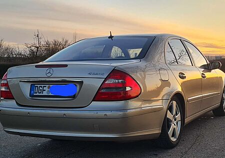 Mercedes-Benz E 320 4Matic Automatik Elegance
