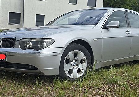 BMW 745Li 745