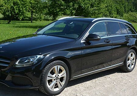 Mercedes-Benz C 220 d 4Matic T 9G-TRONIC Avantgarde