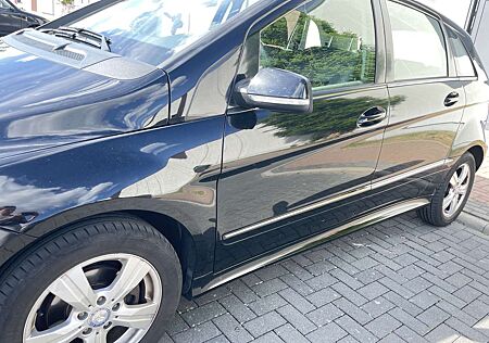 Mercedes-Benz B 150 Klima, Sitzheitzung, TÜV Neu! + Alufelgen