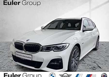 BMW 320 e A Tour M-Sport LCProf Laser PANO Leder MemorySit